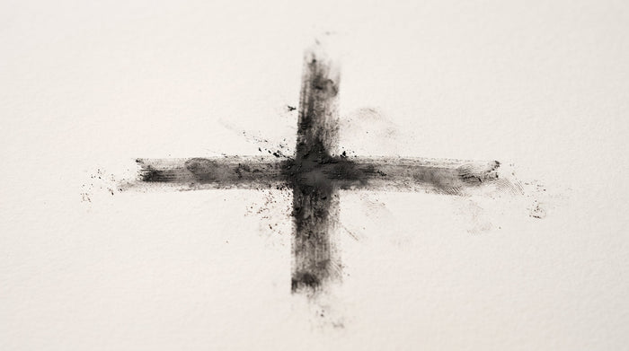 Wenn meine Mutter ein Kreuz aus Ruß zeichnet