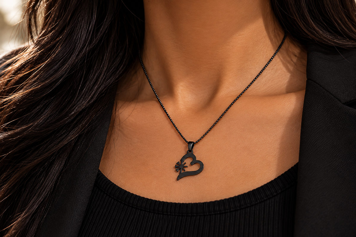 DINGIR HEART | Signature Necklace
